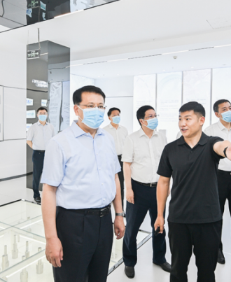 强化稳进增效 主动改革求变 努力交出经济