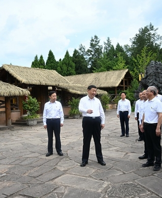 习近平在四川考察时强调 推动新时代治蜀兴