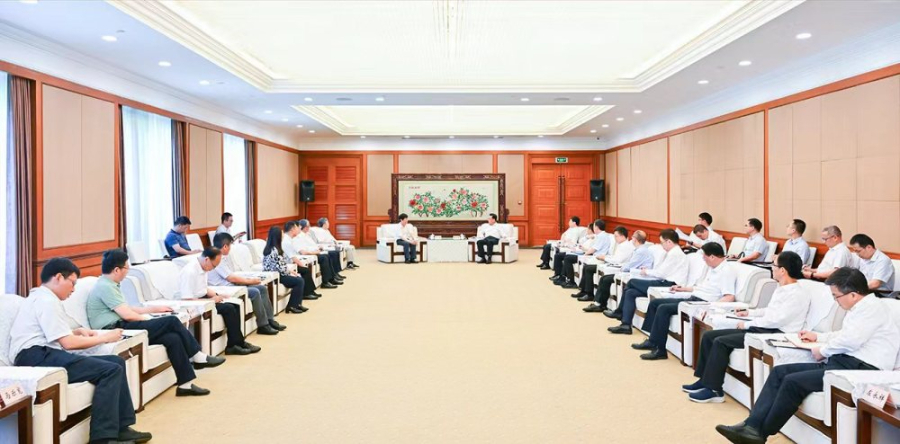 袁家军胡衡华唐方裕会见全国政协副主席穆虹一行(图2)