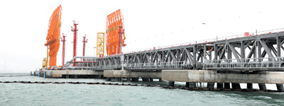 高标准 可持续 惠民生(镜头里的共建“一带一路”)(图9) 1-230G4111132Q1.jpg